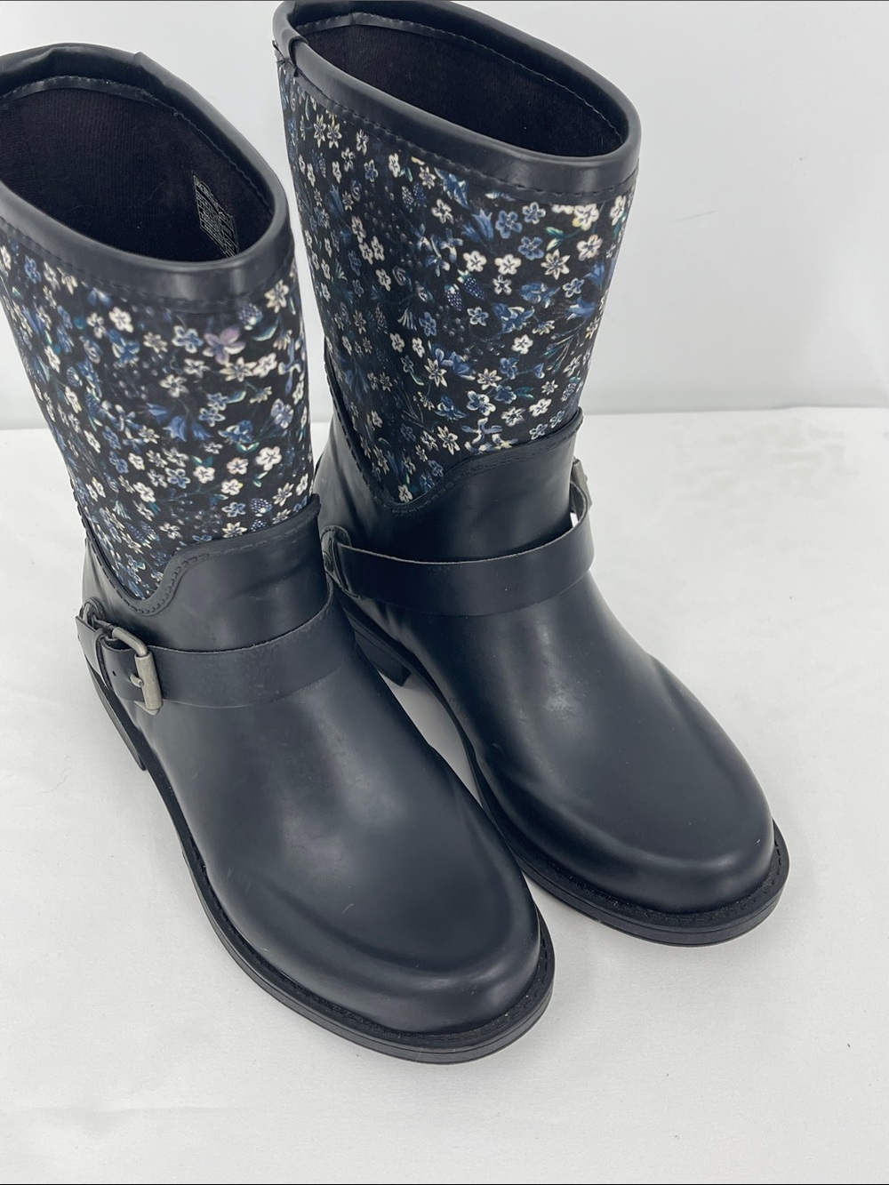 UGG Women's Black Floral-Accent Rain Boots SIZE 5 NWOT